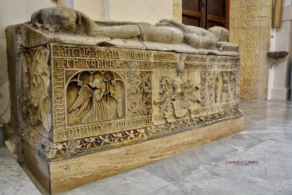 Santuario Madonna della Stella - Sarcofago di Blasco II Barresi (1465). Via Visit Sicily.