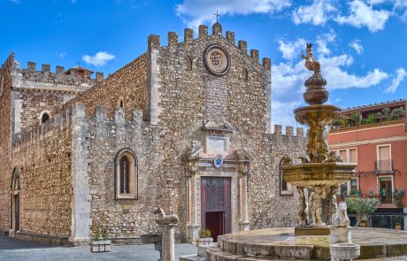 Taormina Duomo san Nicola di Bari_©Gimas_Shutterstock